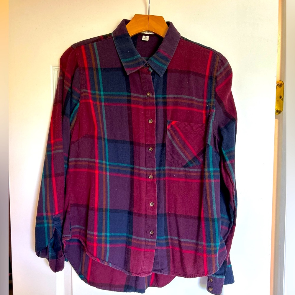 Miami Size Medium Maroon Pattern Flannel